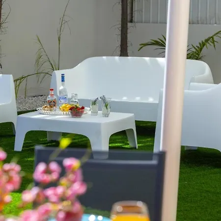 בית נופש Tsokkos Family - Pool Garden 2' Walk To