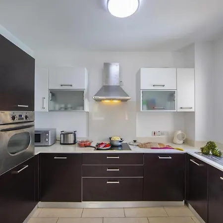 Vakantiehuis Tsokkos Family - Pool Garden 2' Walk To Protaras