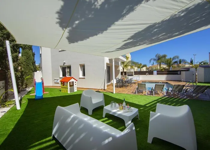 Tsokkos Family - Pool Garden 2' Walk To Casa de Férias Protaras