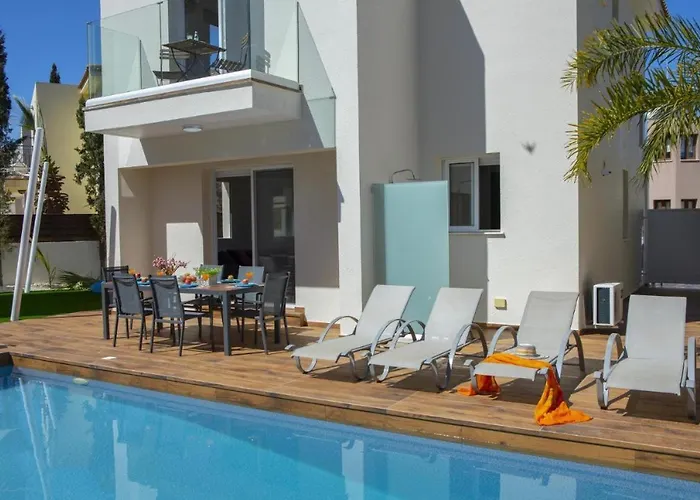 Tsokkos Family - Pool Garden 2' Walk To Casa de Férias *