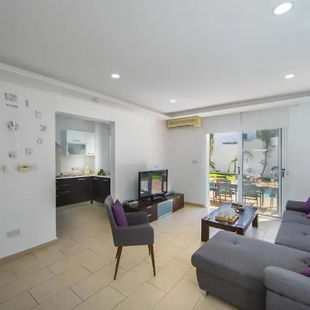 Tsokkos Family - Pool Garden 2' Walk To 프로타라스