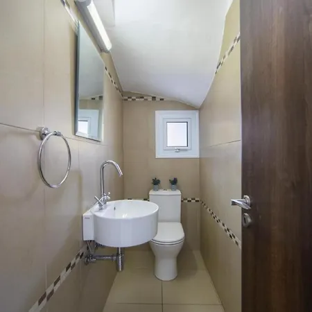 Tsokkos Family - Pool Garden 2' Walk To * 프로타라스