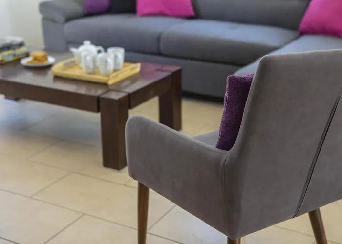 Tsokkos Family - Pool Garden 2' Walk To Case de vacanță *