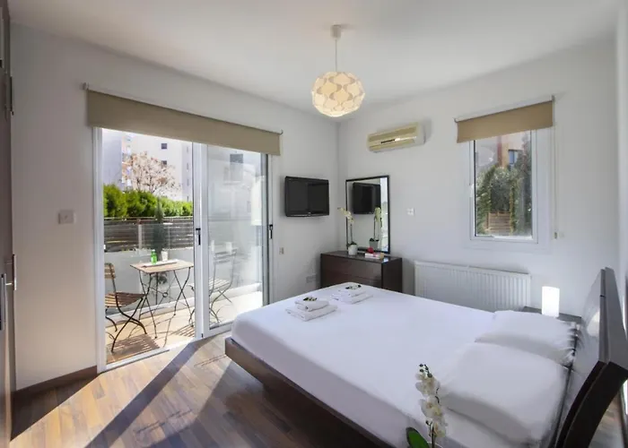 Tsokkos Family - Pool Garden 2' Walk To Prázdninový dům