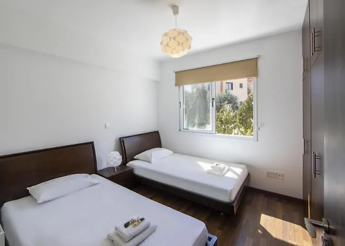 Tsokkos Family - Pool Garden 2' Walk To Protaras